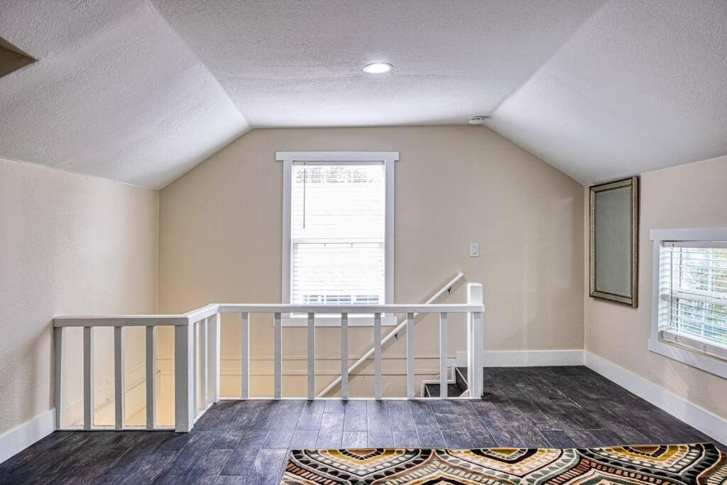 4Br Victorian Walk To Uc Davis & Shriner Med Cen Villa Sacramento Exteriör bild