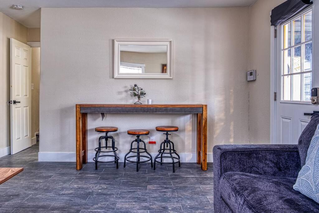 4Br Victorian Walk To Uc Davis & Shriner Med Cen Villa Sacramento Exteriör bild